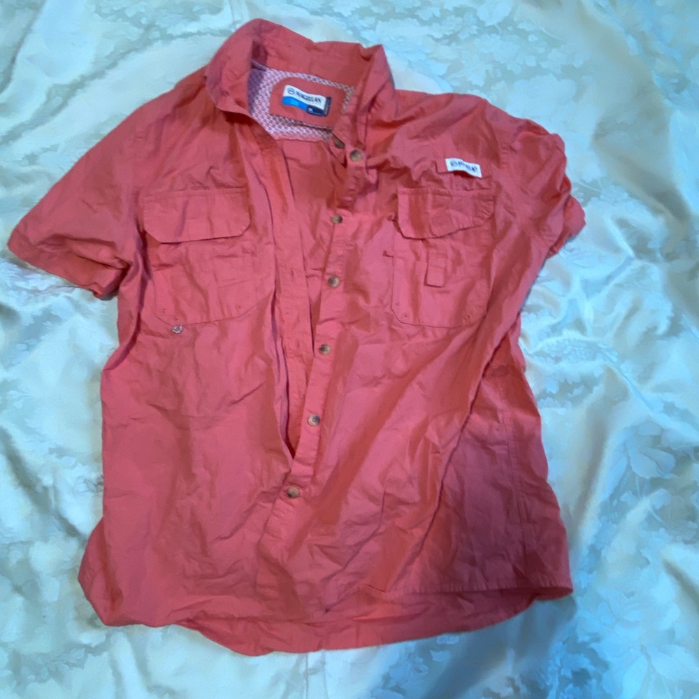 Magellan women’s size L pink shirt